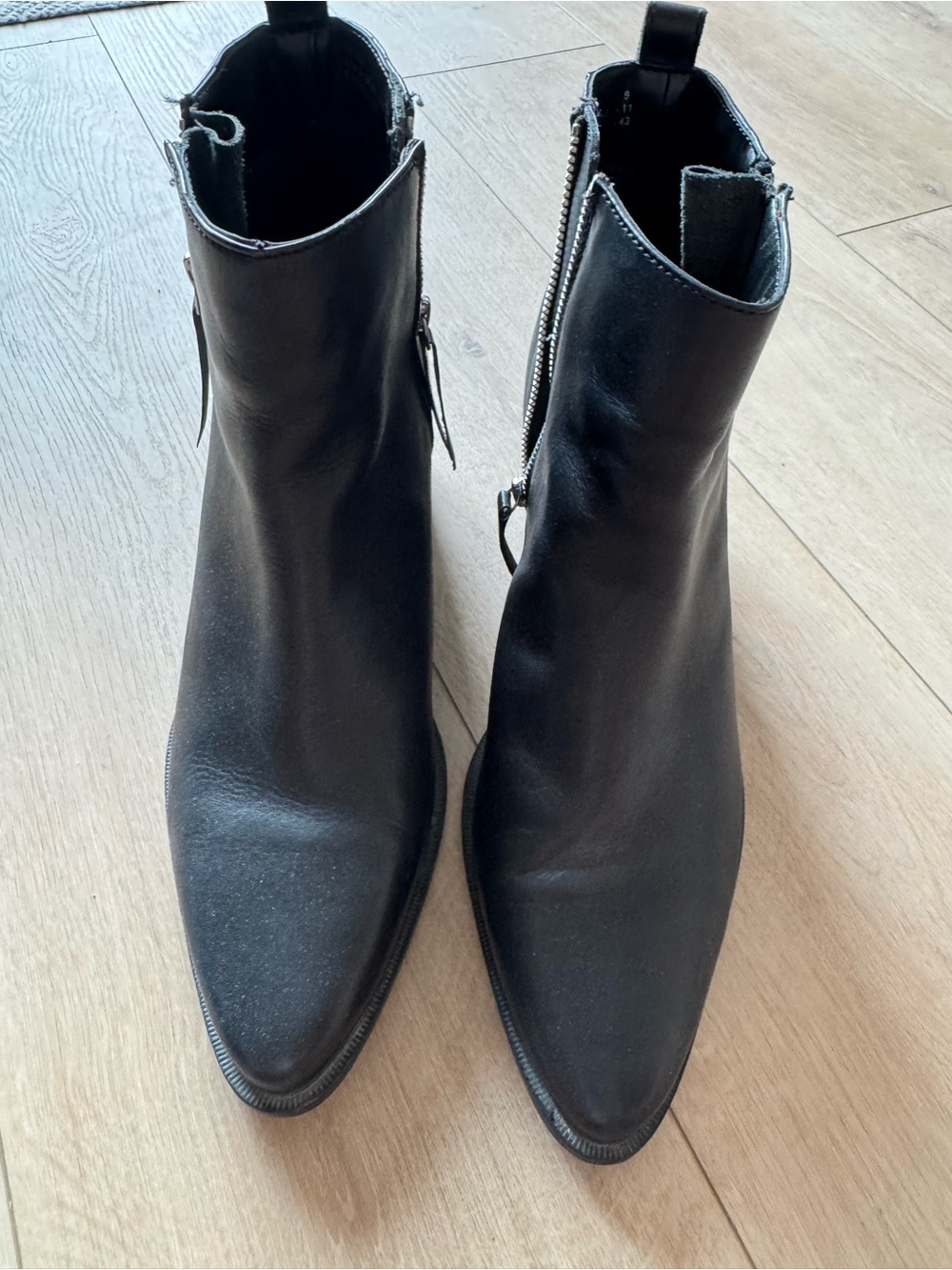 LTS Black Pointed Leather Ankle Boots with Side Zip